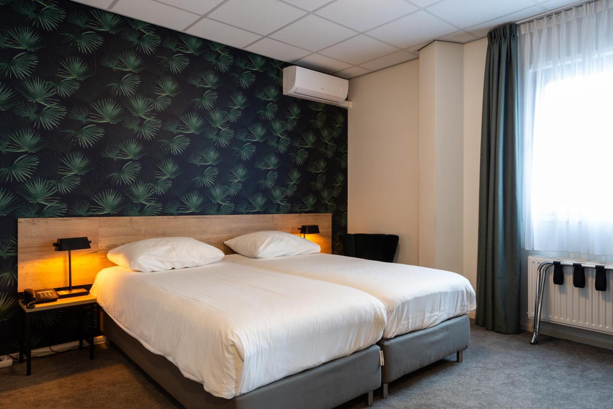 Hotel-Appartementen Klaver Vier Wagenborgen Exteriör bild