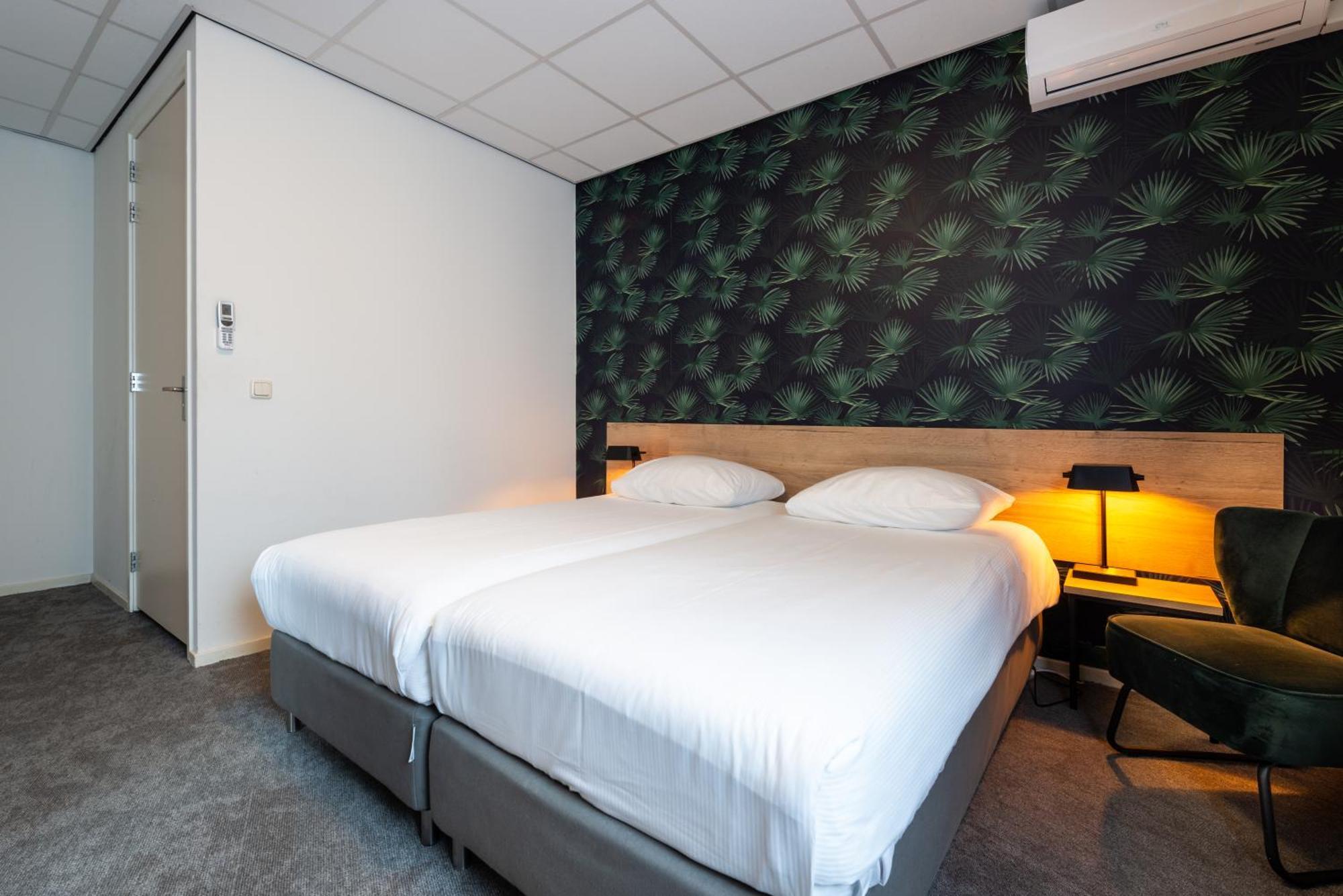 Hotel-Appartementen Klaver Vier Wagenborgen Exteriör bild